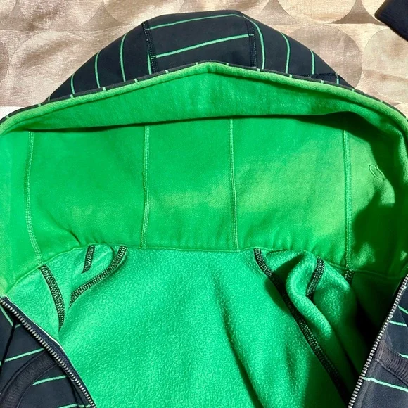 Lululemon hoodie - Picture 6 of 8